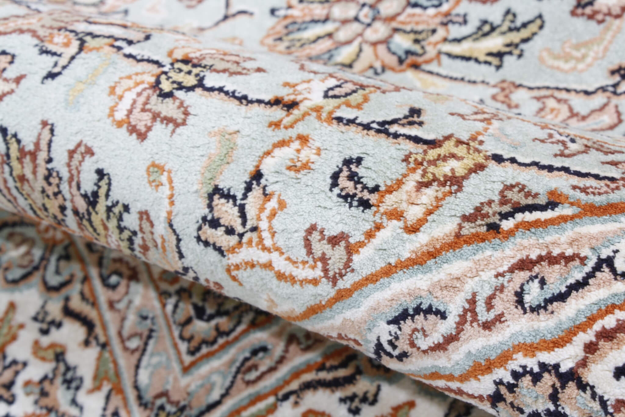 Oriental rug Kashmir Silk Exclusive