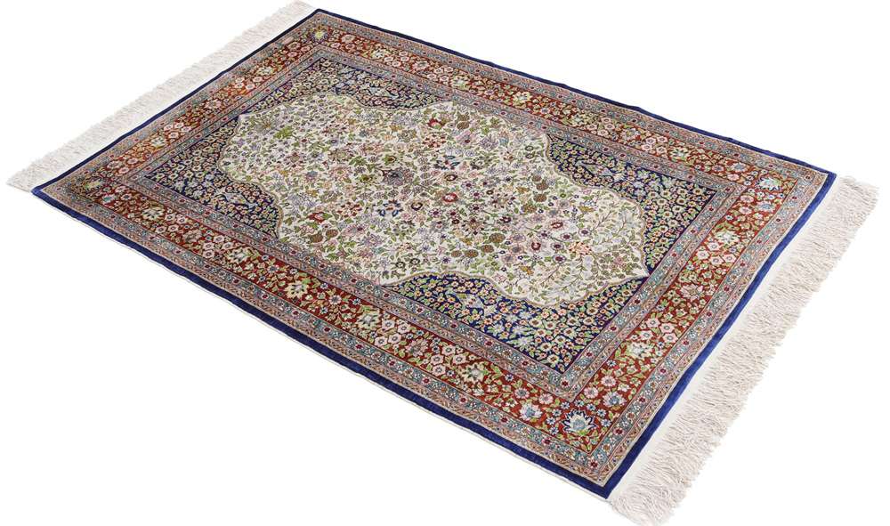 Oriental rug Hereke