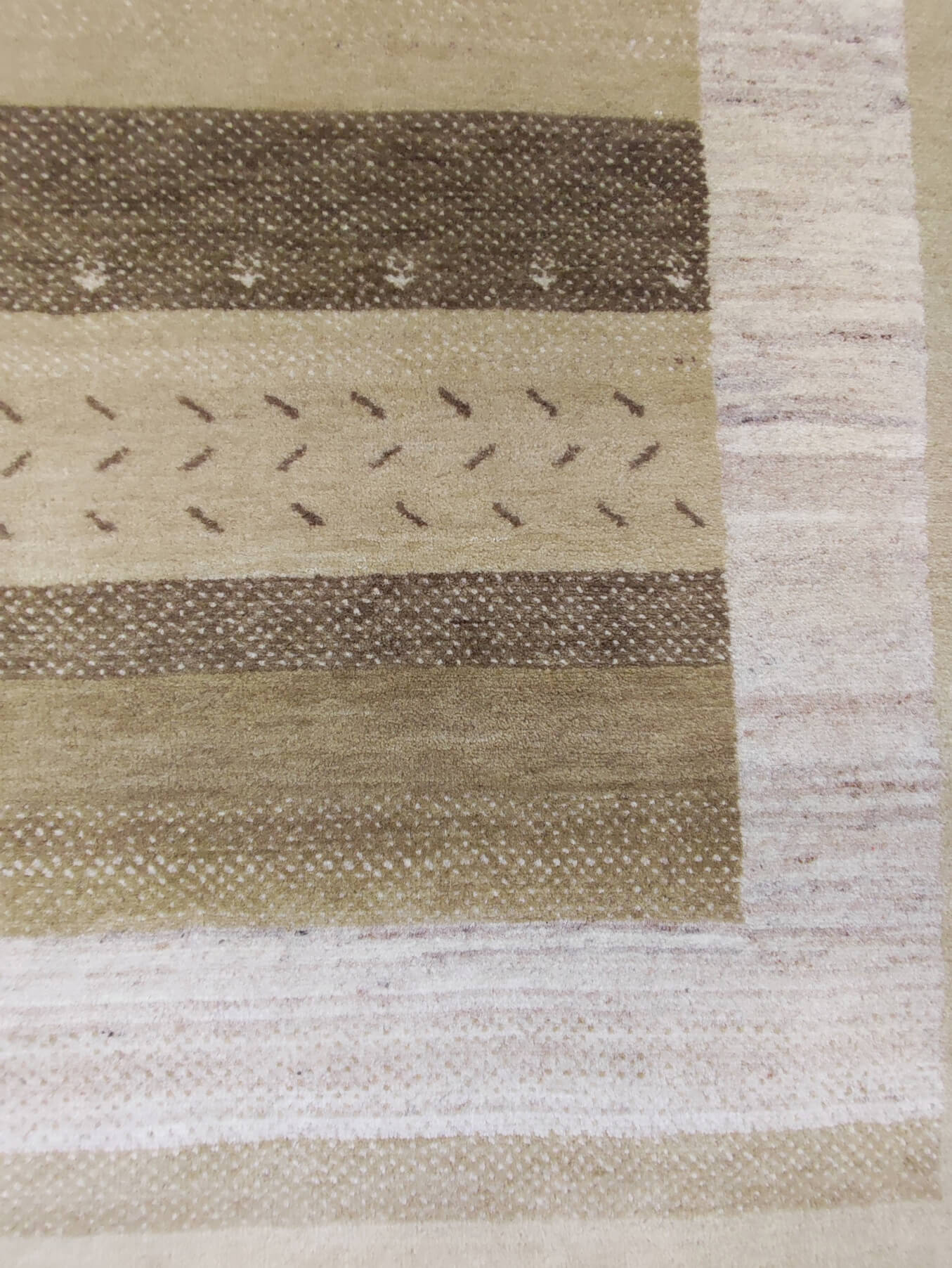 Modern rug Loribaft Royal