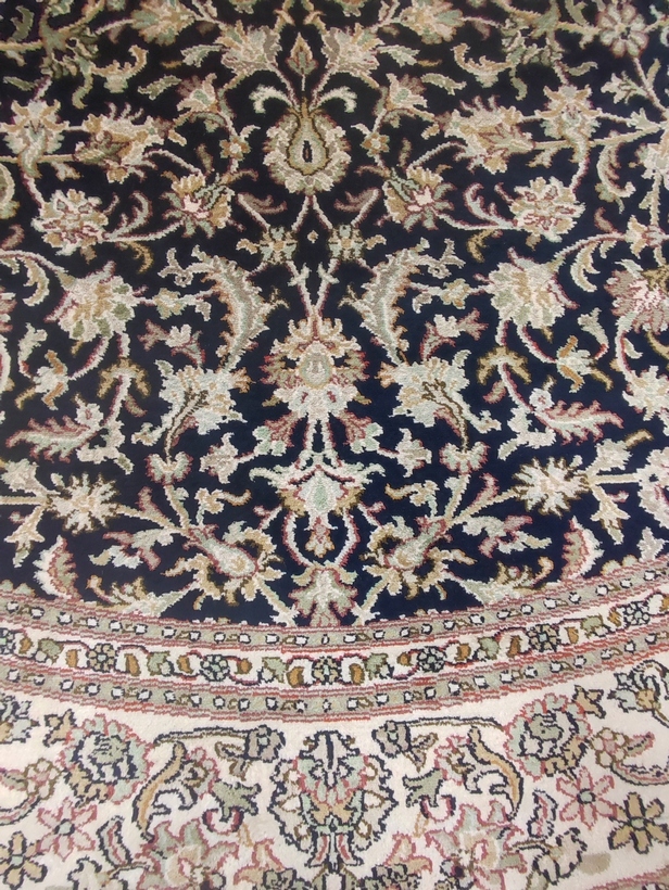 Kashmir Silk Exclusive