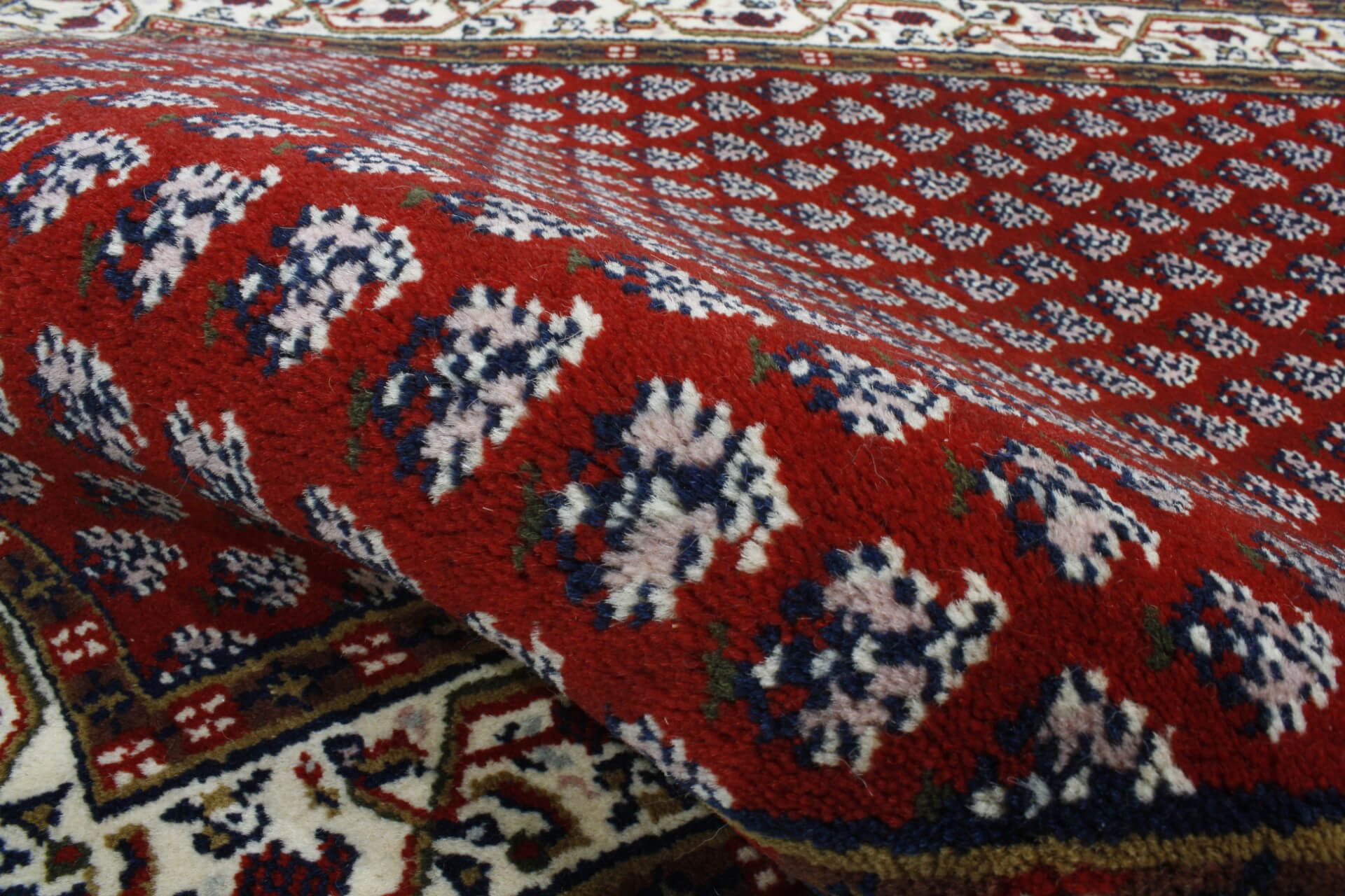 Oriental rug Mir