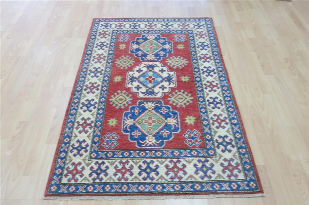 Orientální koberec Kazak