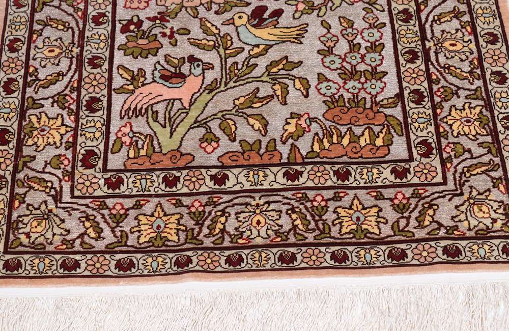 Oriental rug Hereke