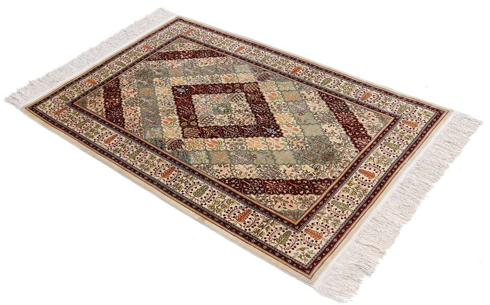 Oriental rug Hereke