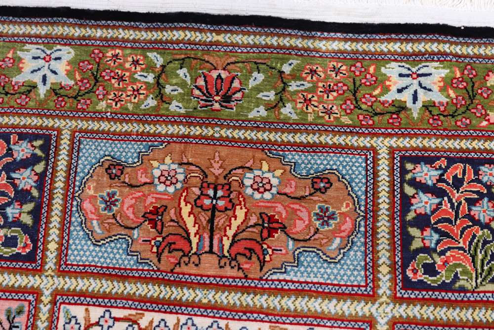 Oriental rug Hereke