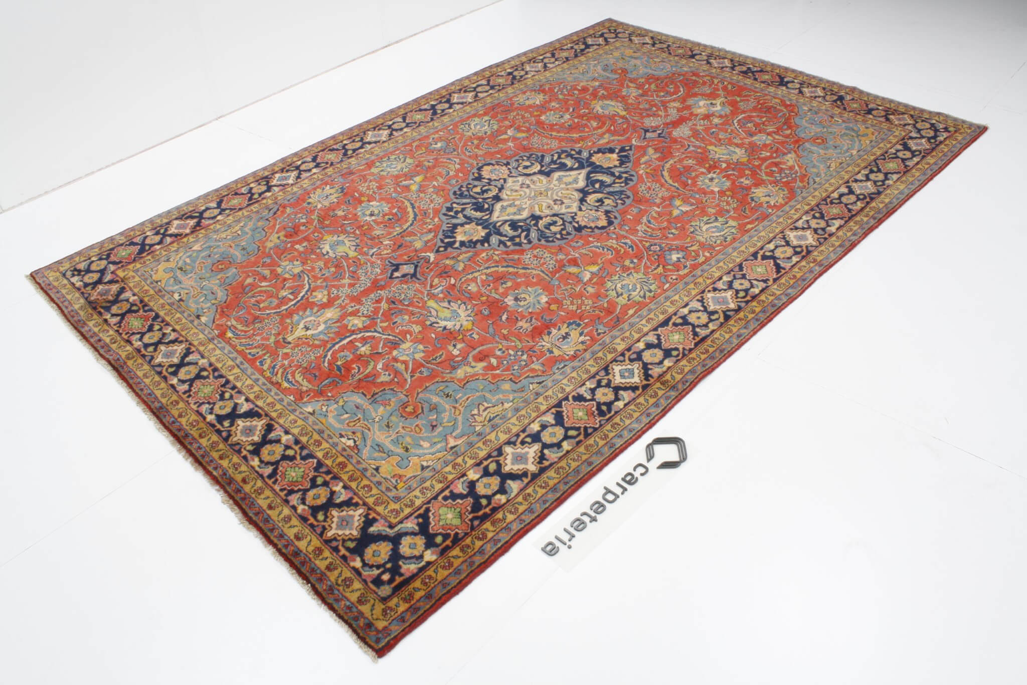 Persian rug Mahal
