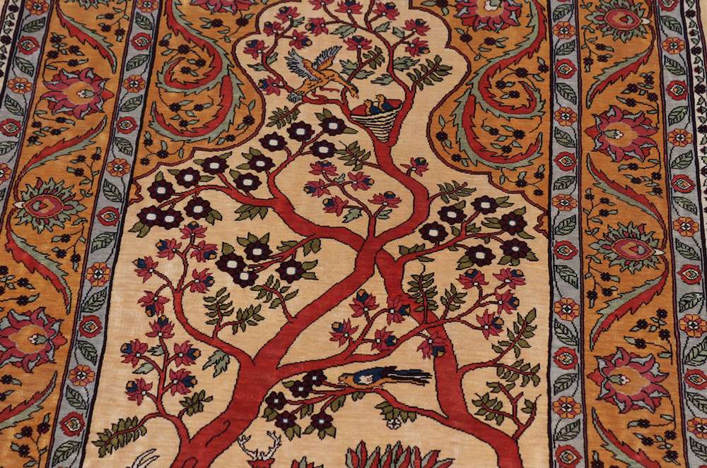 Oriental rug Hereke