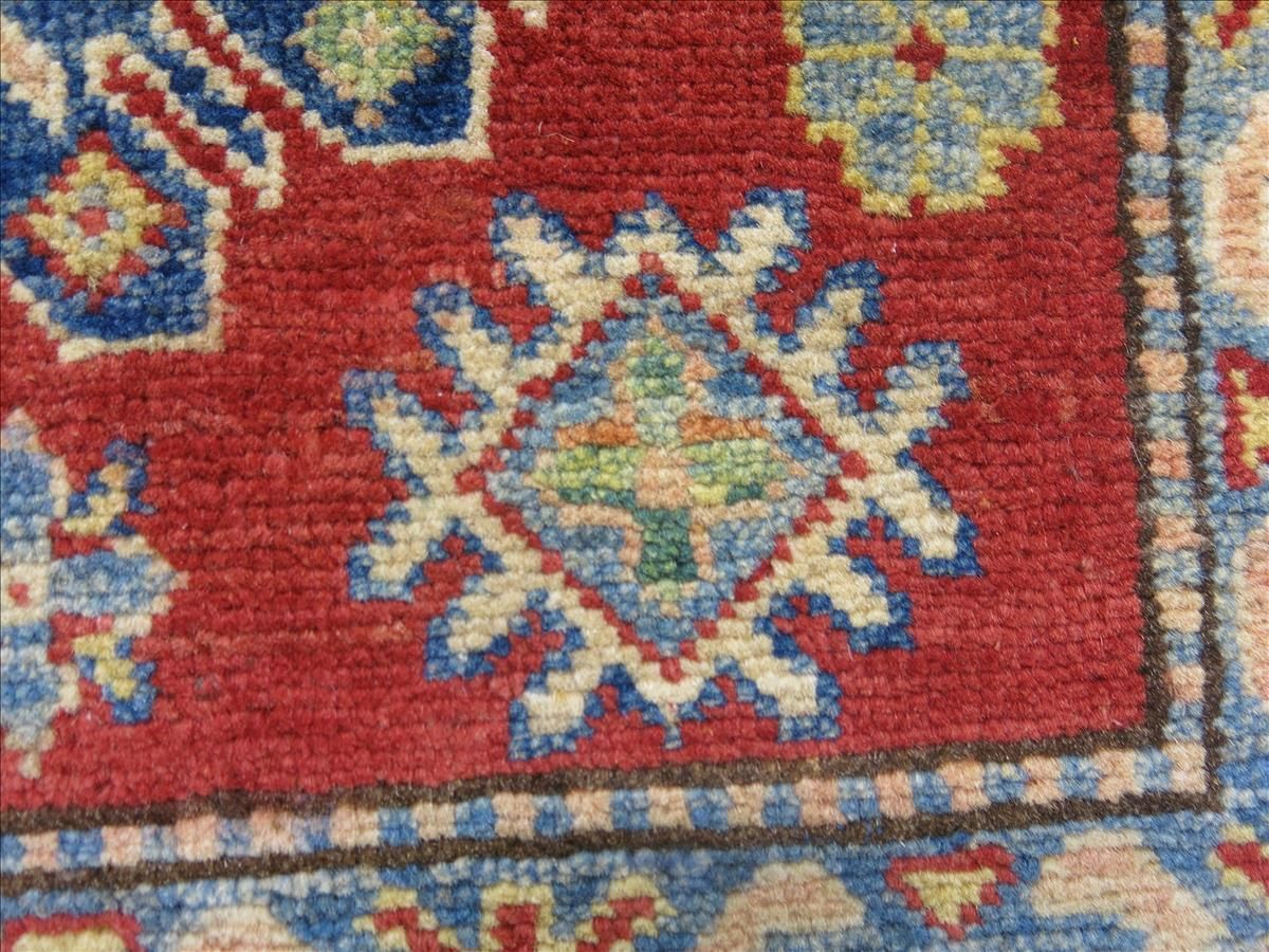 Orientální koberec Kazak