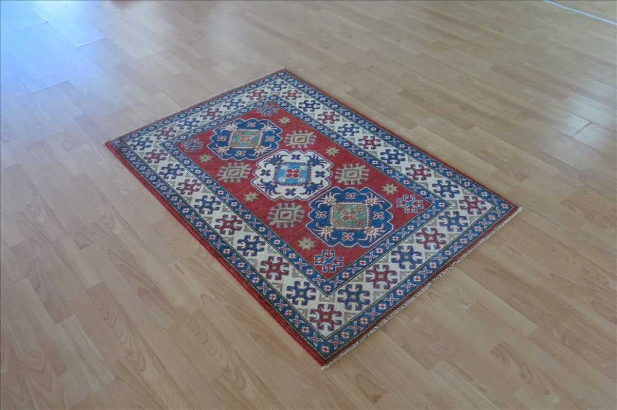 Orientální koberec Kazak