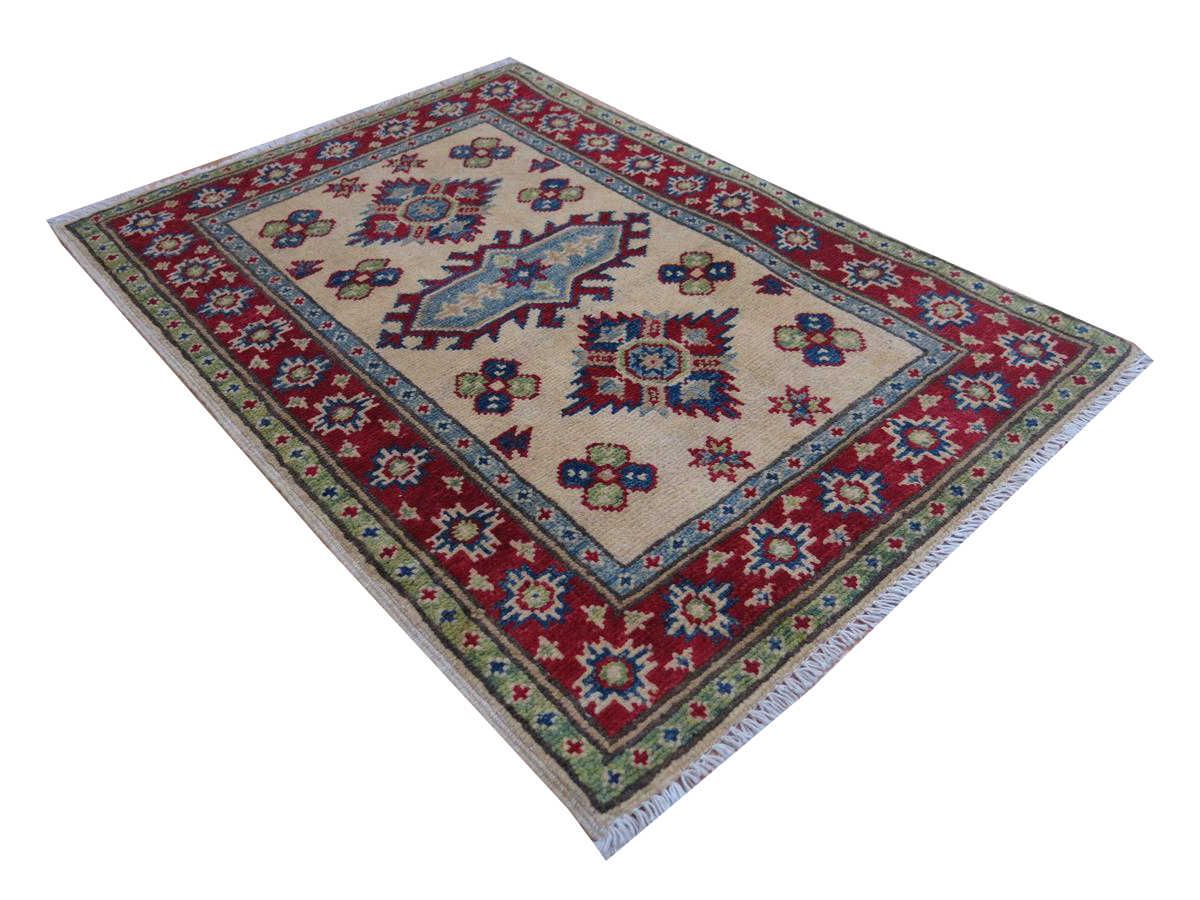 Orientální koberec Kazak