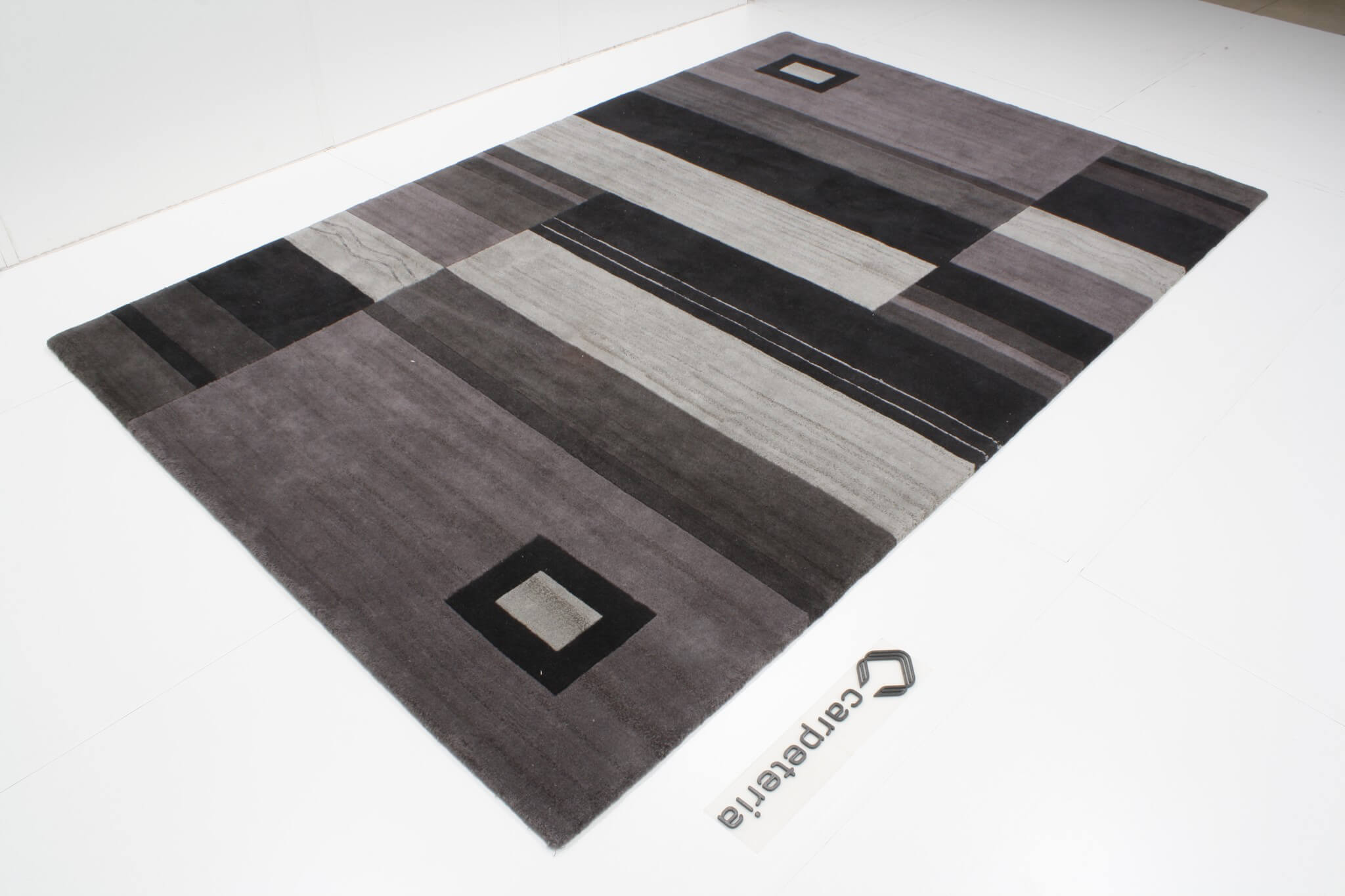 Modern rug Nepal Exclusive