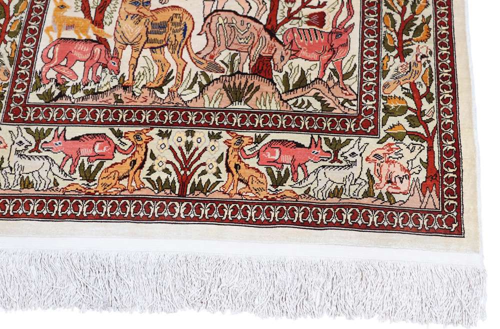 Oriental rug Hereke