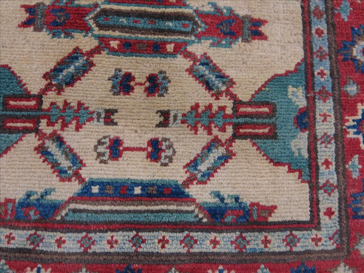 Orientální koberec Kazak