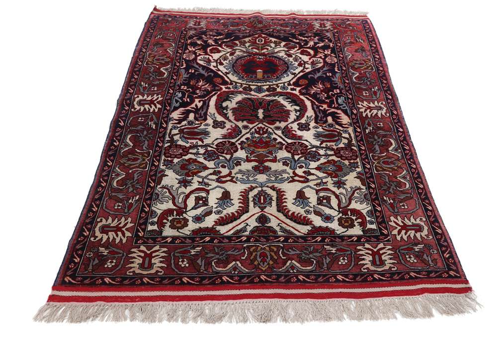Oriental rug Silk