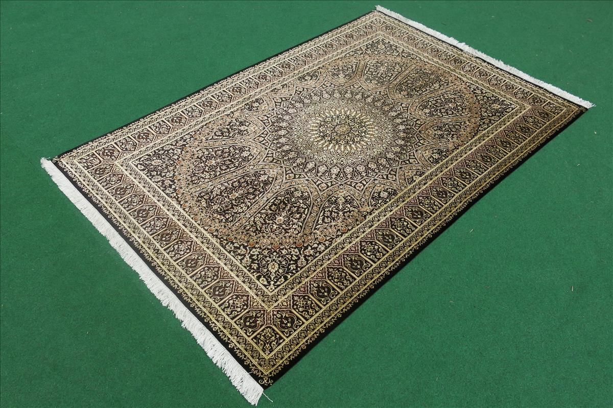 Orientální koberec Qom Hedvábí Imperial