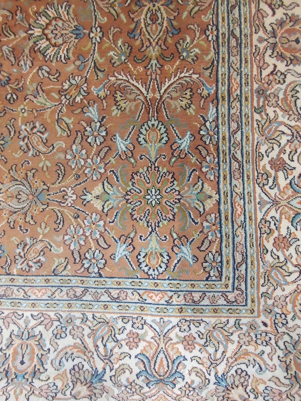 Kashmir Silk Exclusive
