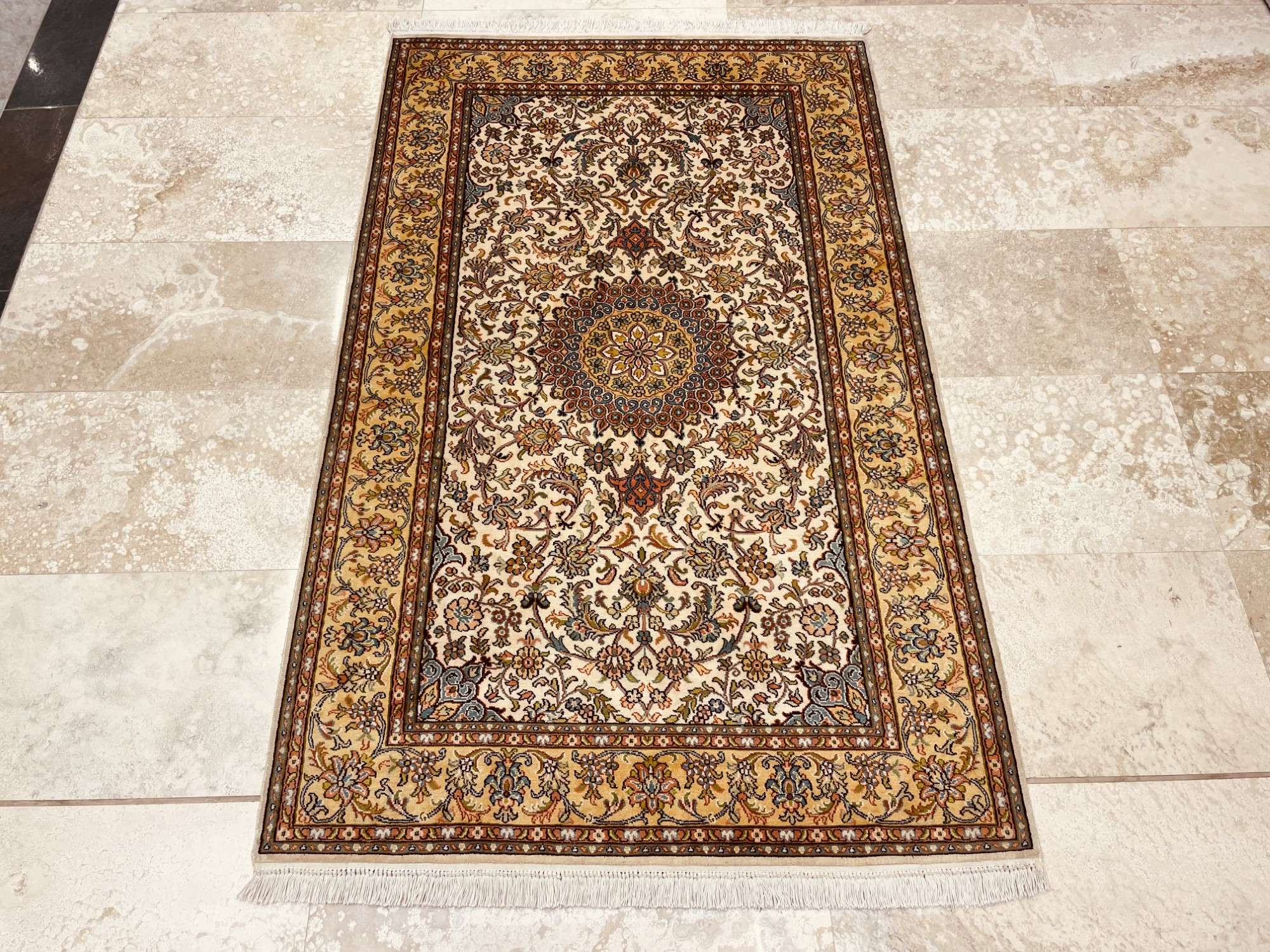 Oriental rug Kashmir Silk Exclusive