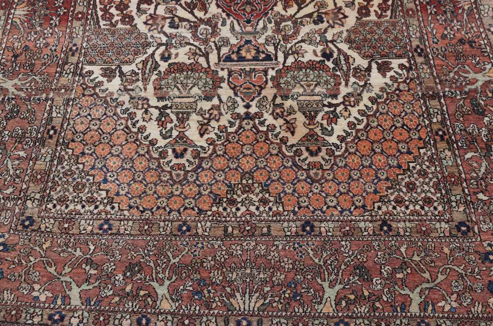 Persian rug Isfahan