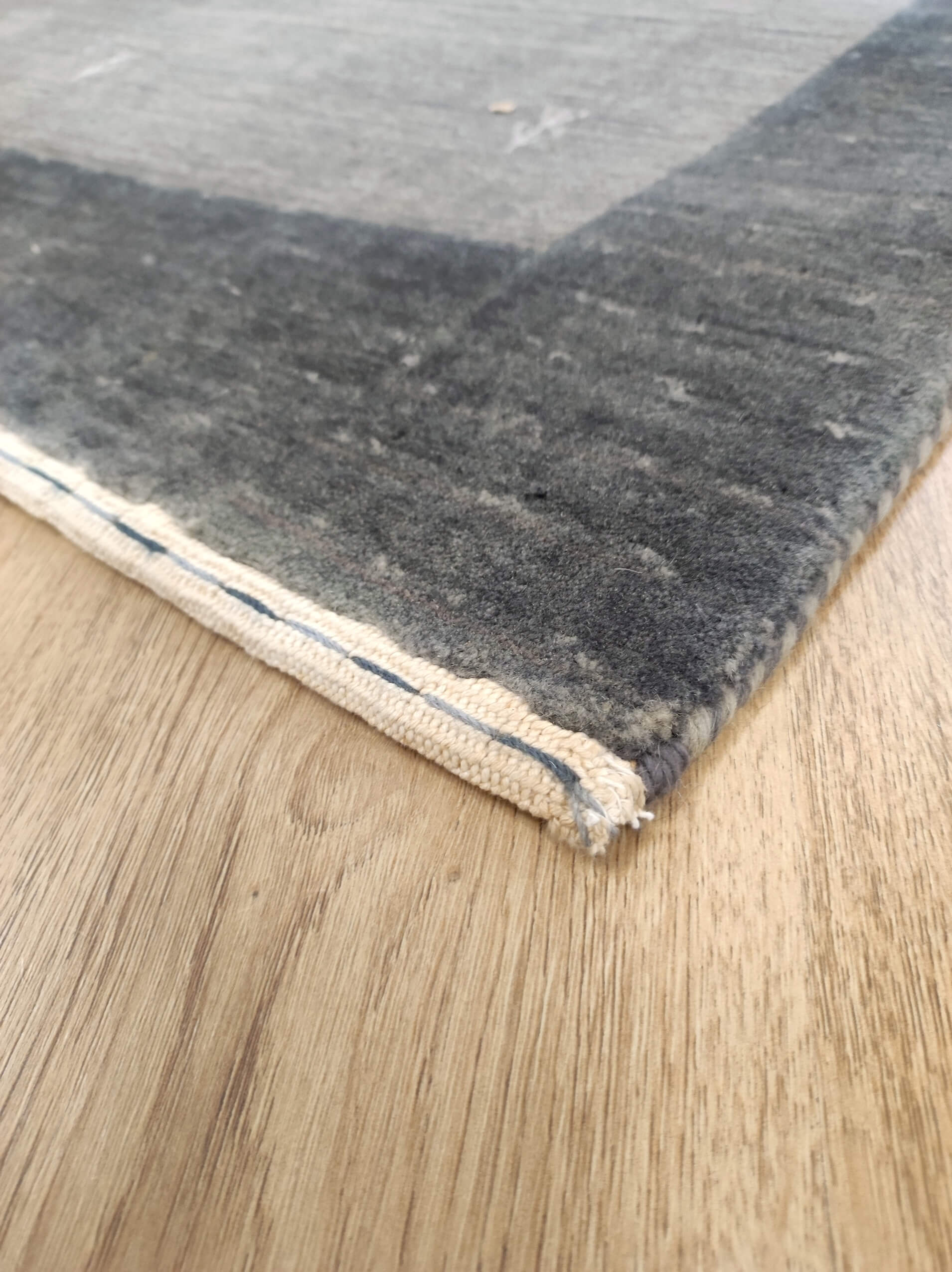 Modern rug Loribaft Exclusive