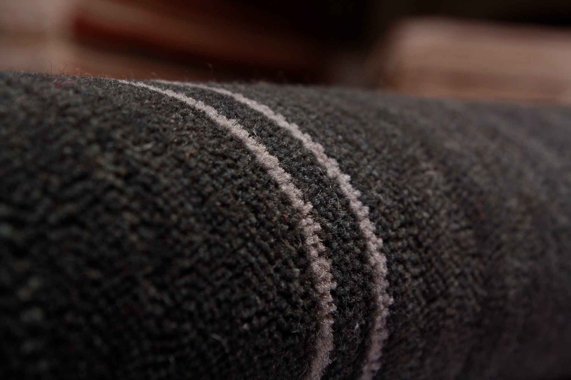 Modern rug Loribaft