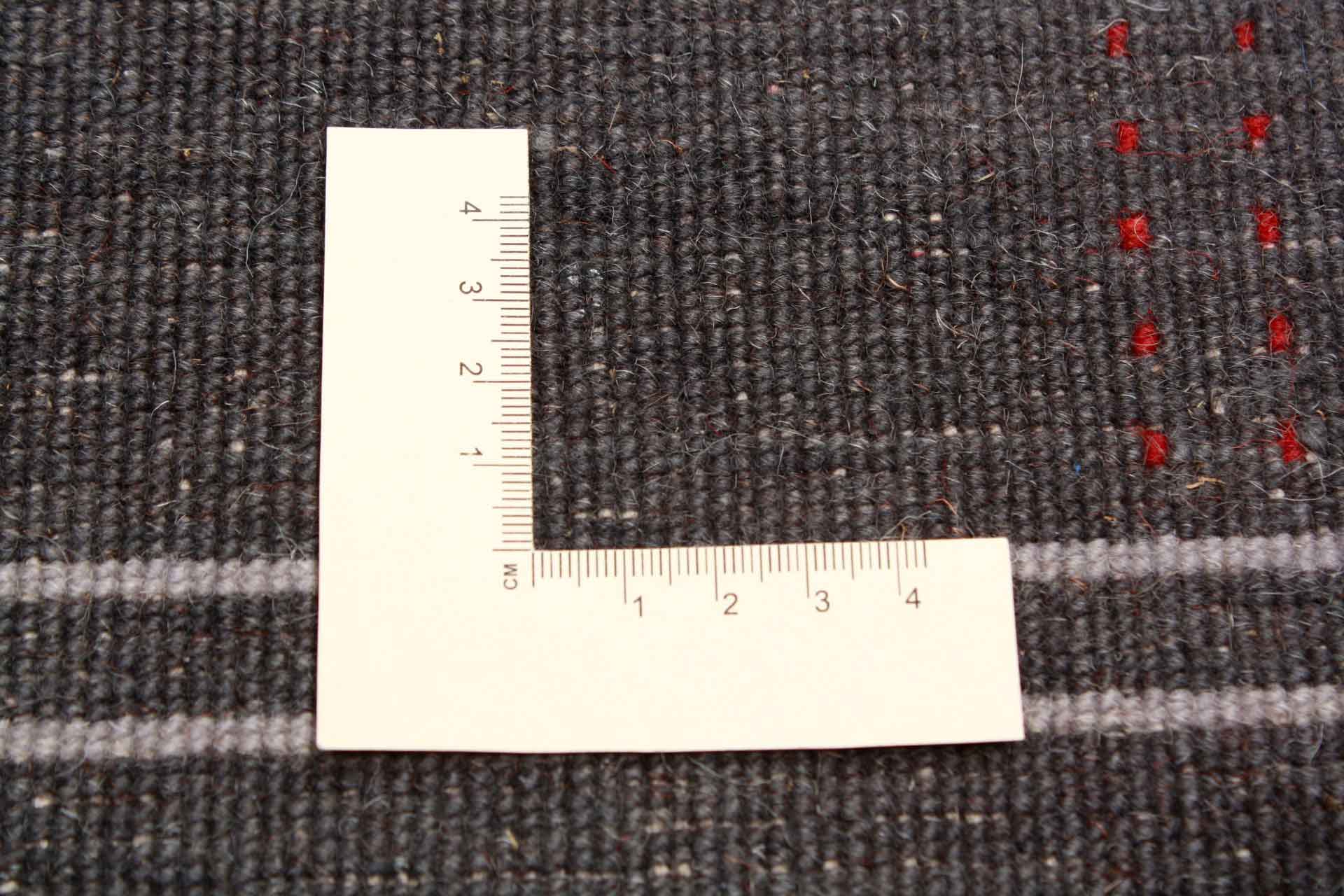 Modern rug Loribaft