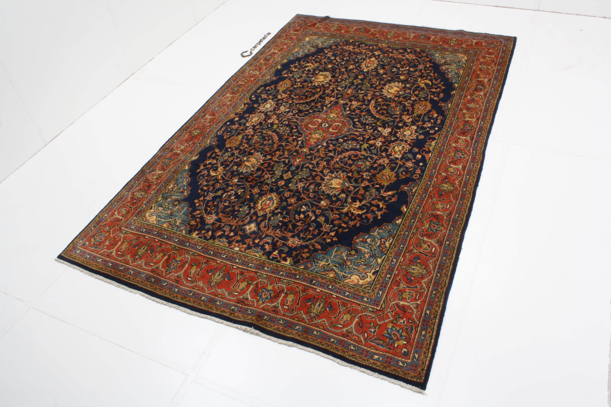 Persian rug Mahal