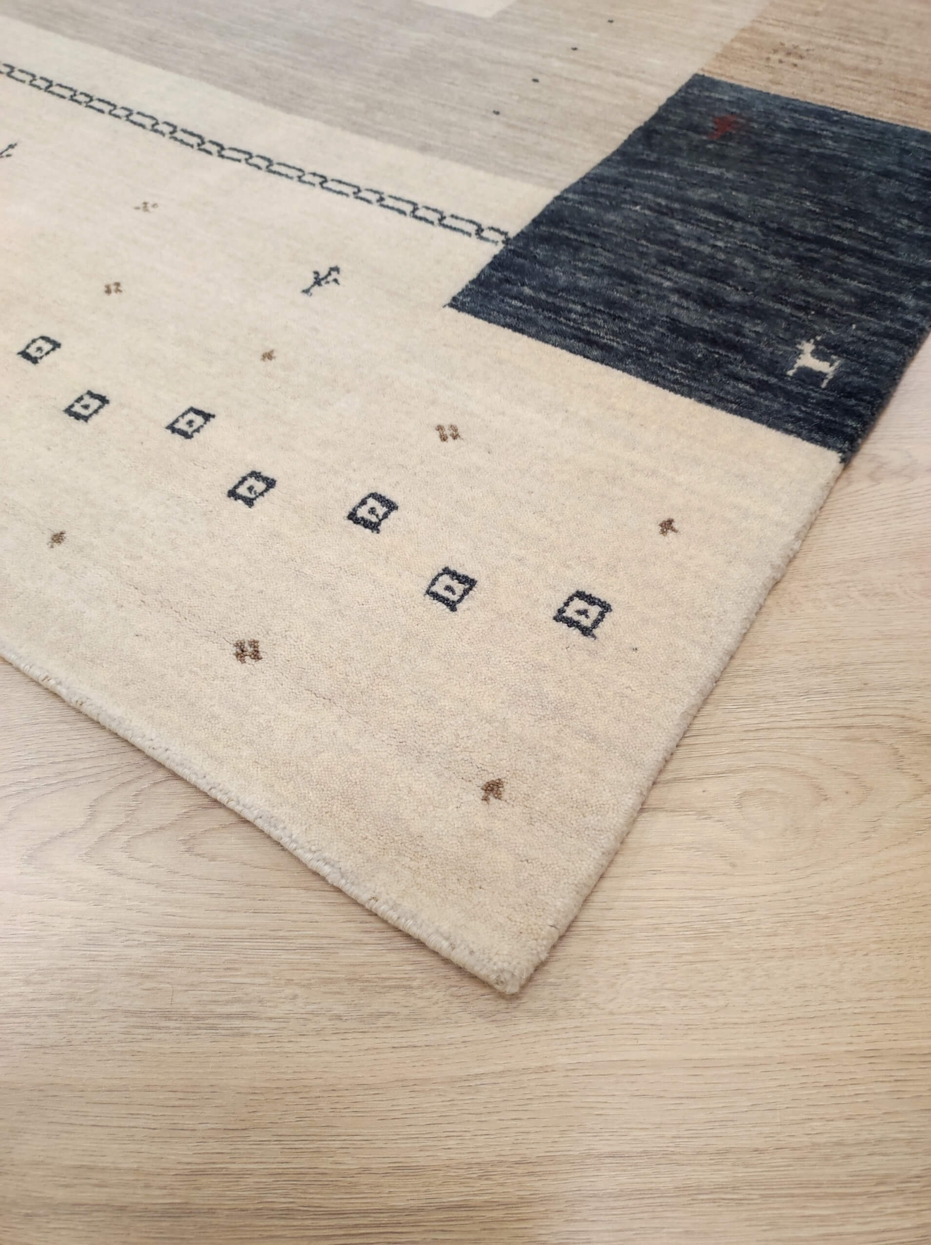 Modern rug Loribaft Exclusive