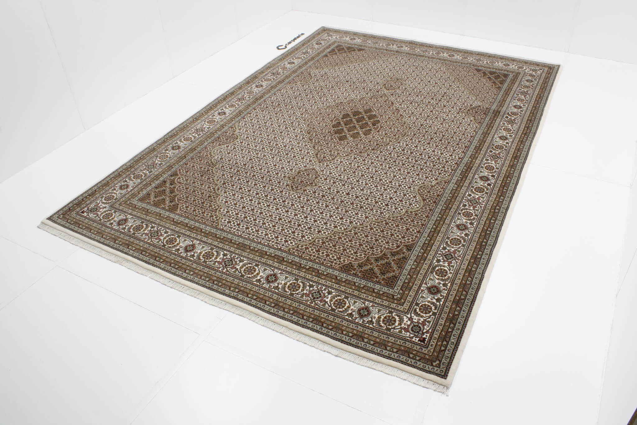 Oriental rug Tabriz Royal