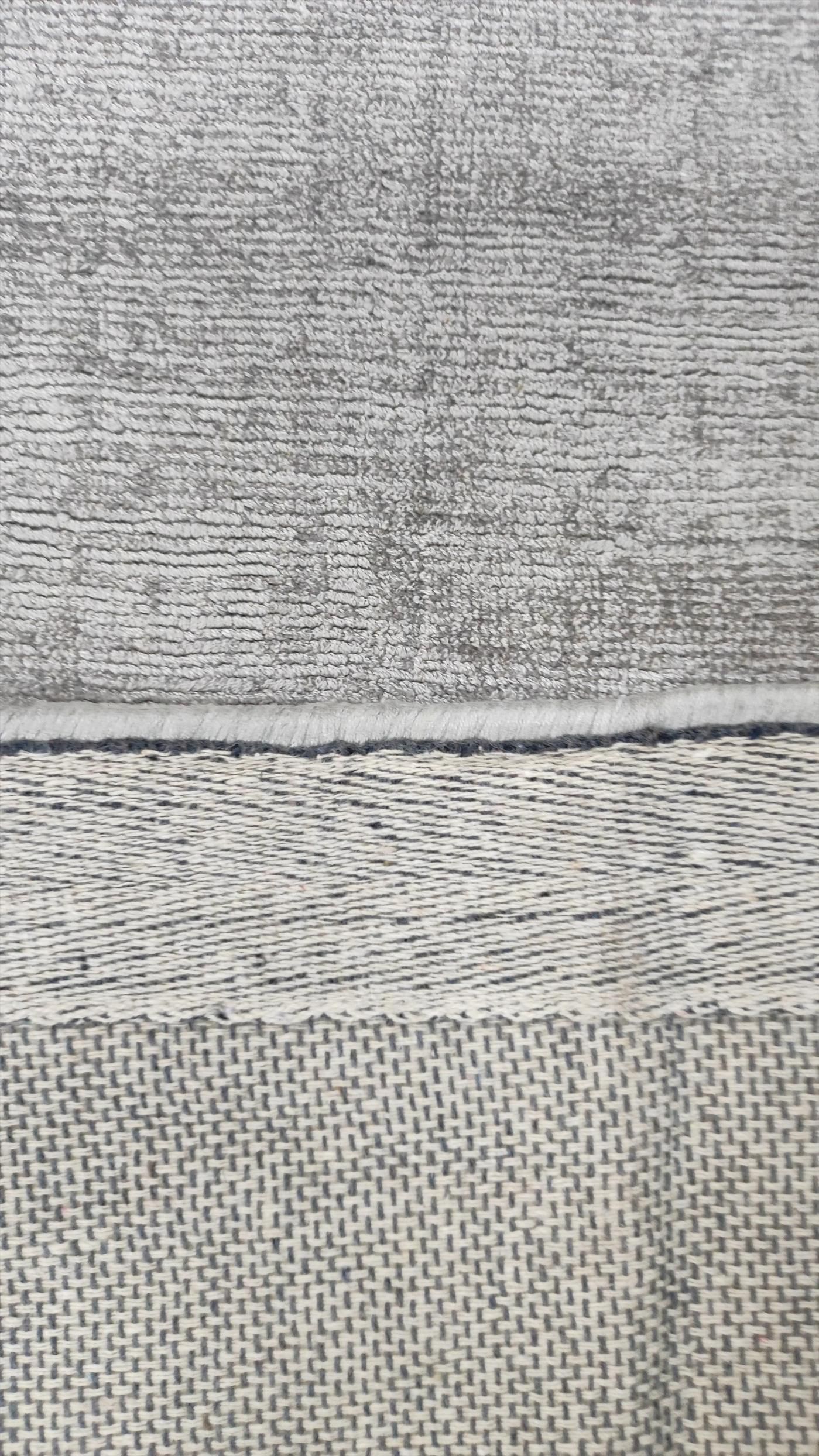 Modern rug Garous Tuft