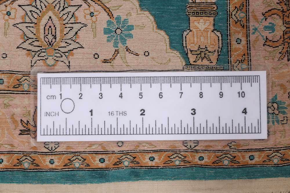 Oriental rug Hereke