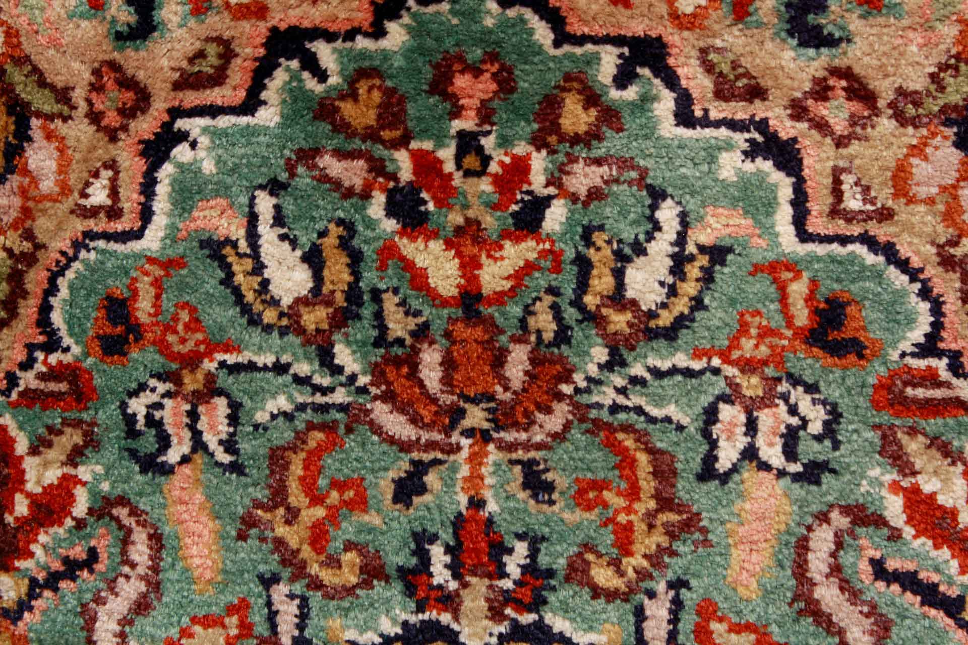 Oriental rug Kashmir Silk Exclusive