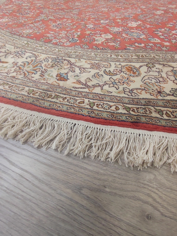 Kashmir Silk Exclusive