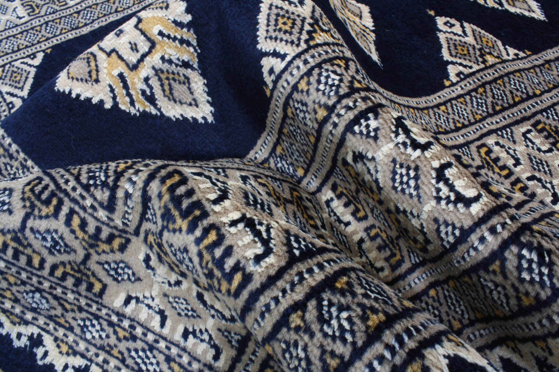 Oriental rug Jaldar Exclusive