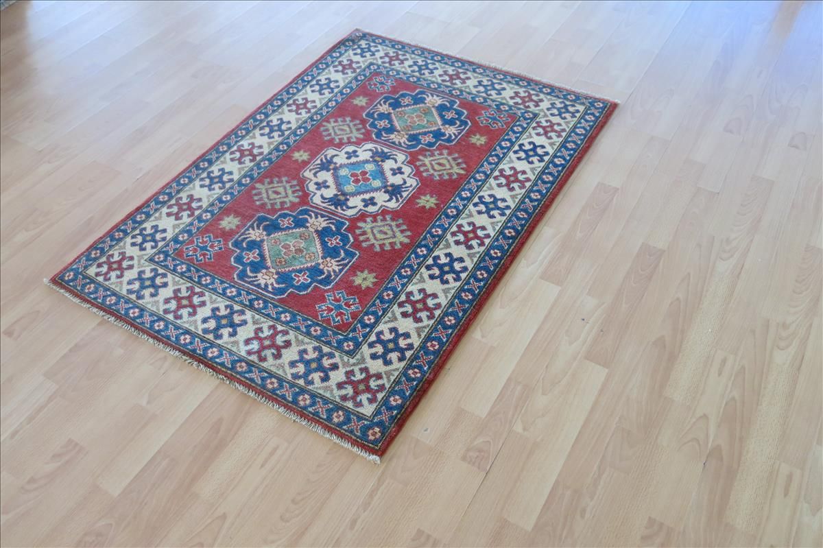 Orientální koberec Kazak