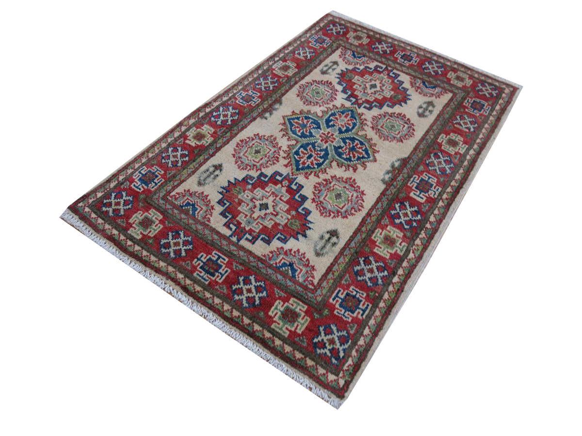 Orientální koberec Kazak