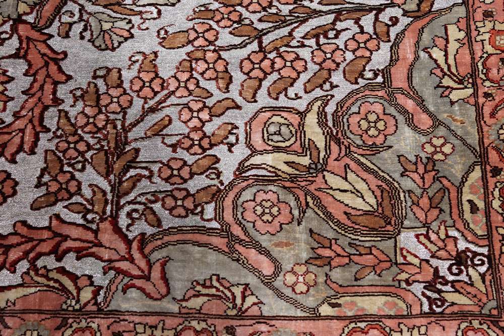 Oriental rug Hereke