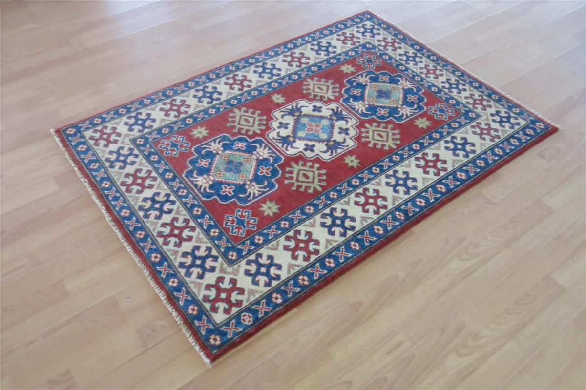 Orientální koberec Kazak