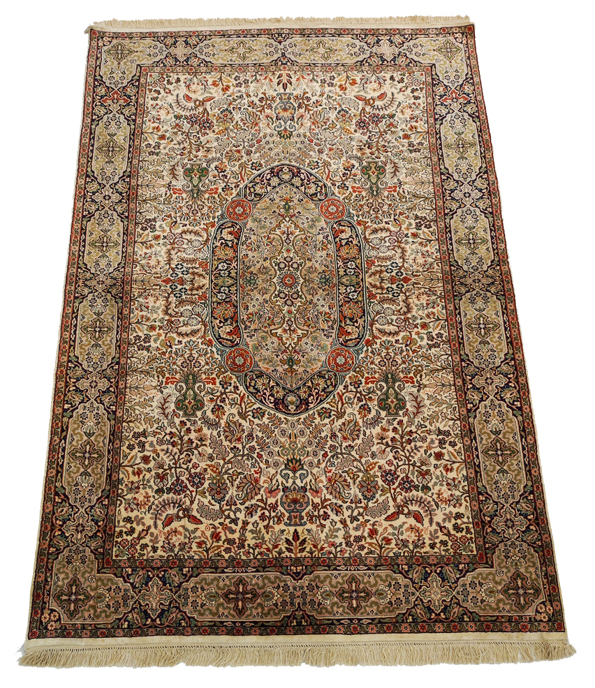 Kashmir Silk Royal