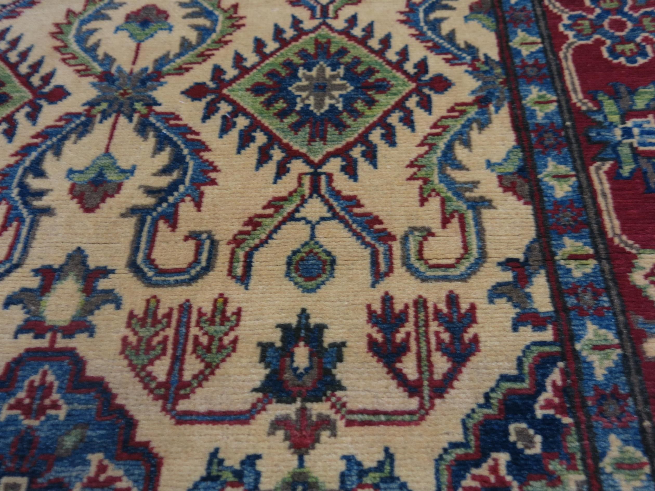 Orientální koberec Kazak