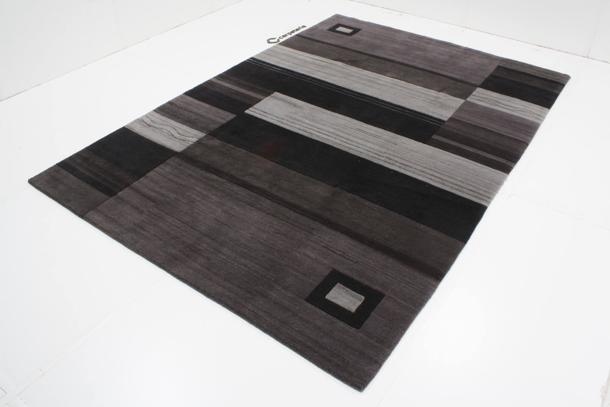 Modern rug Nepal Exclusive