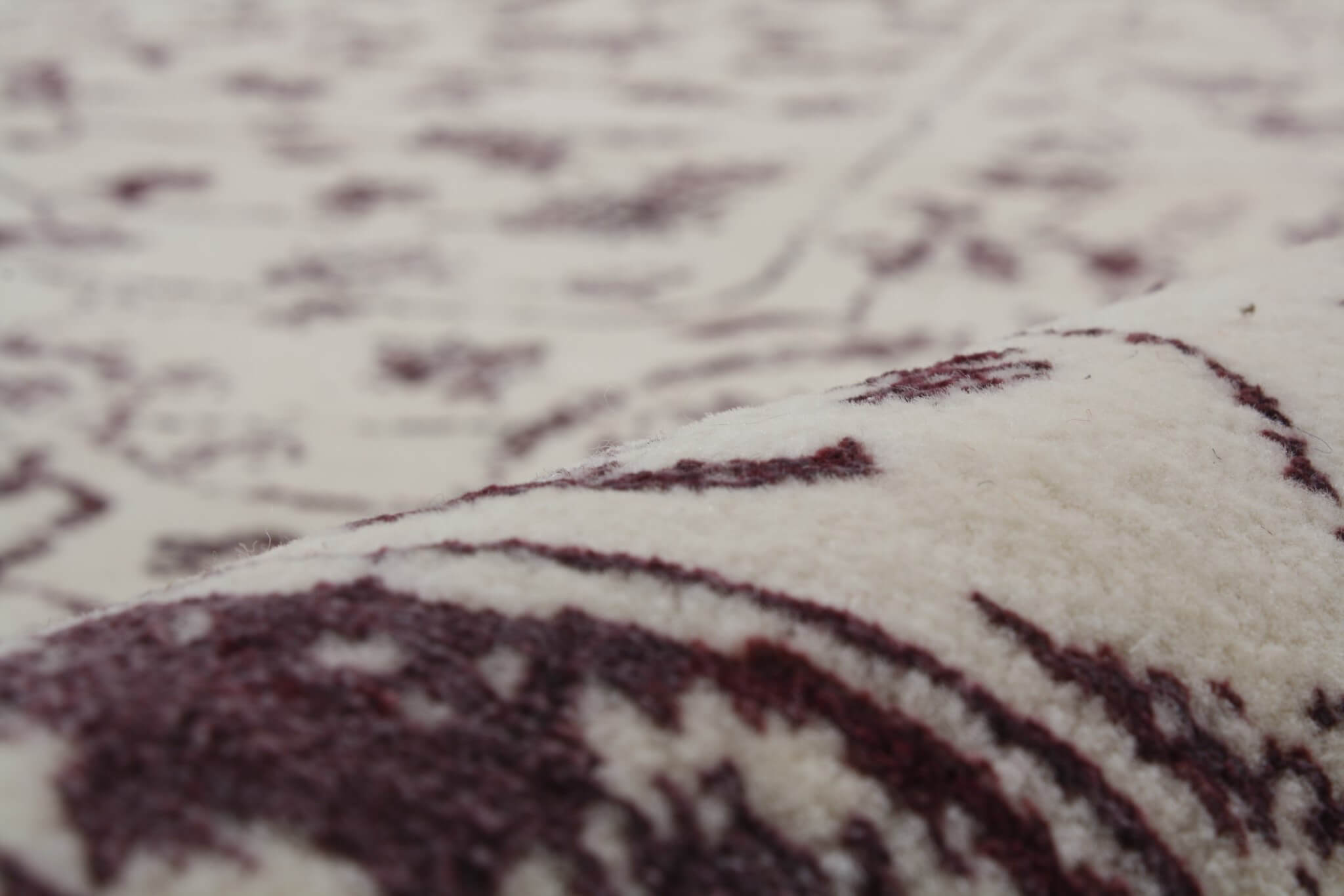 Modern rug Ikat Royal