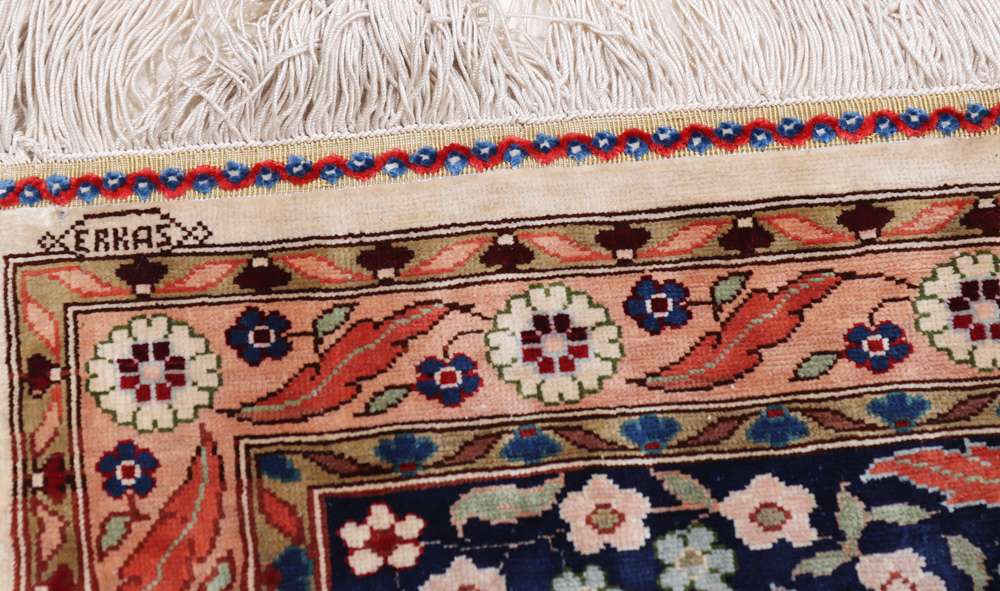 Oriental rug Hereke
