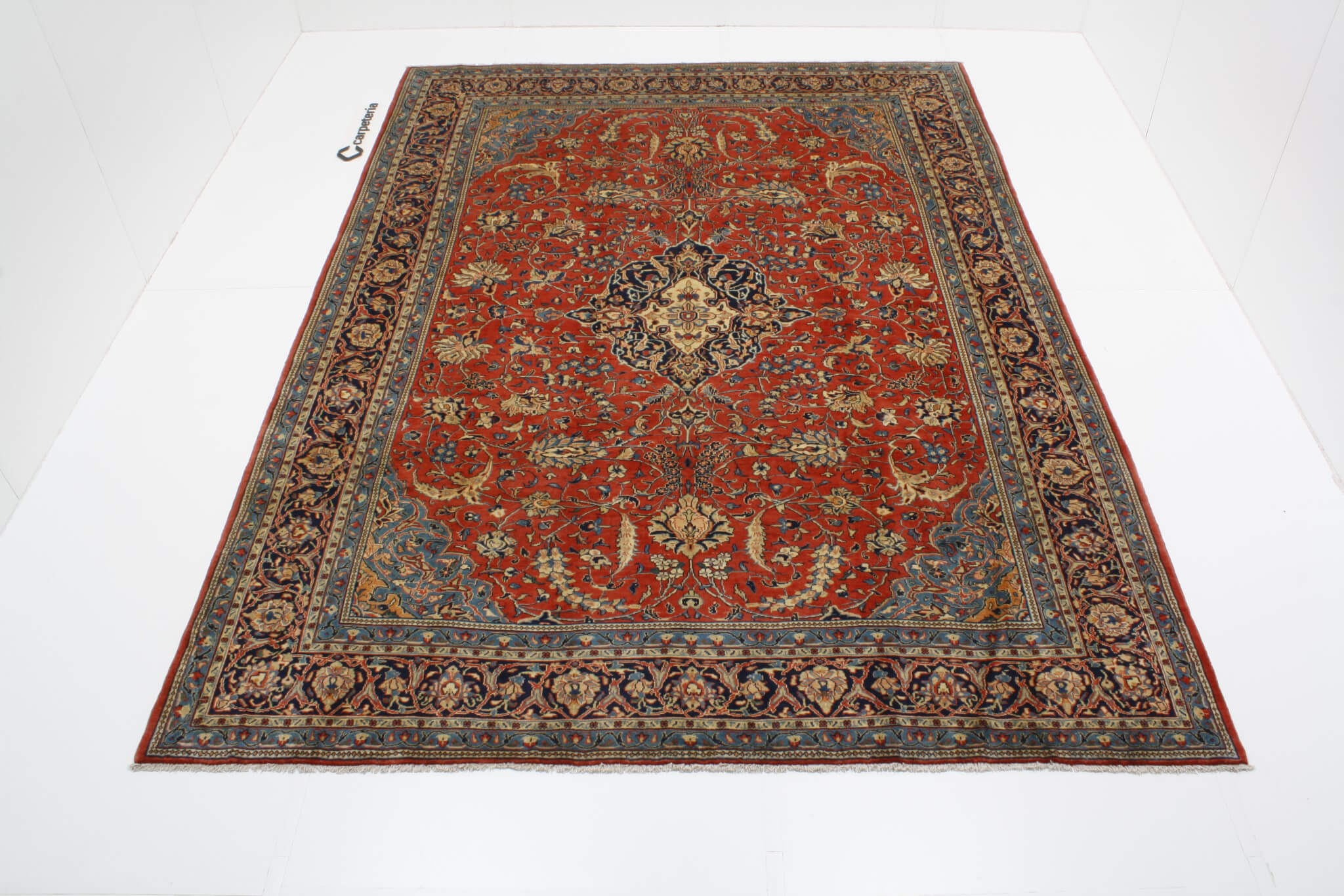 Persian rug Sarough