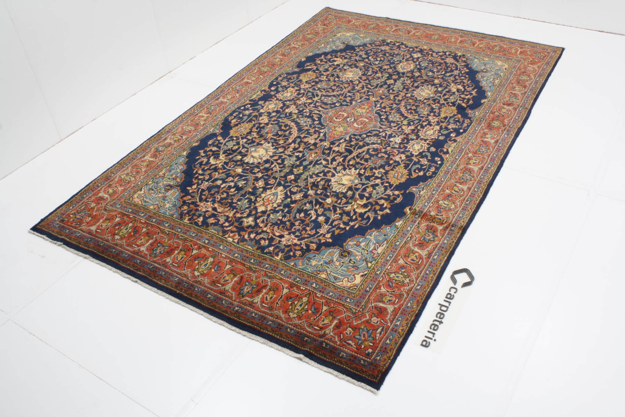 Persian rug Mahal