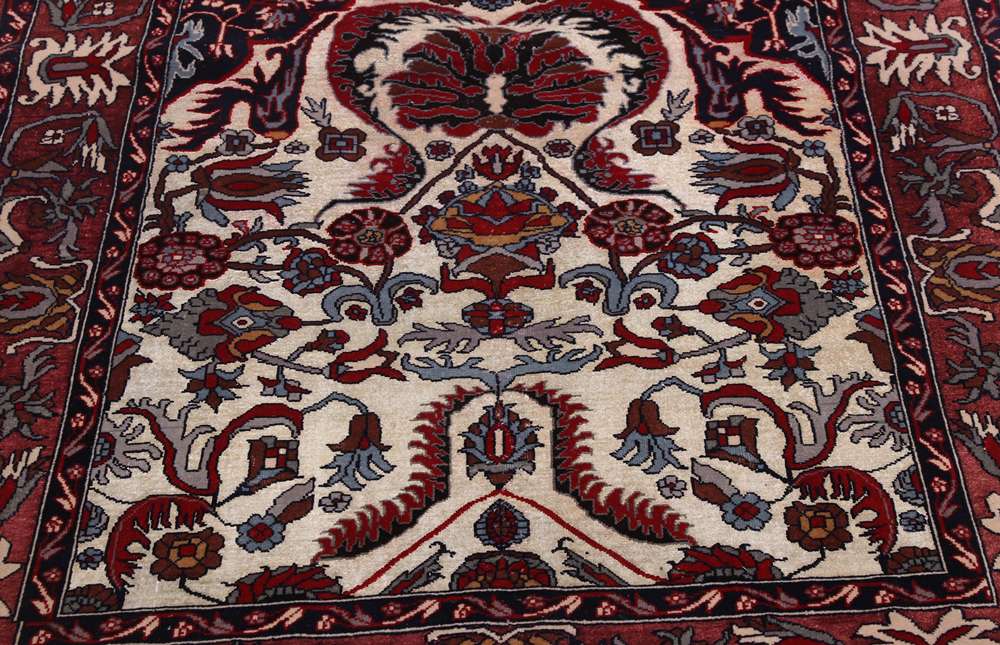 Oriental rug Silk