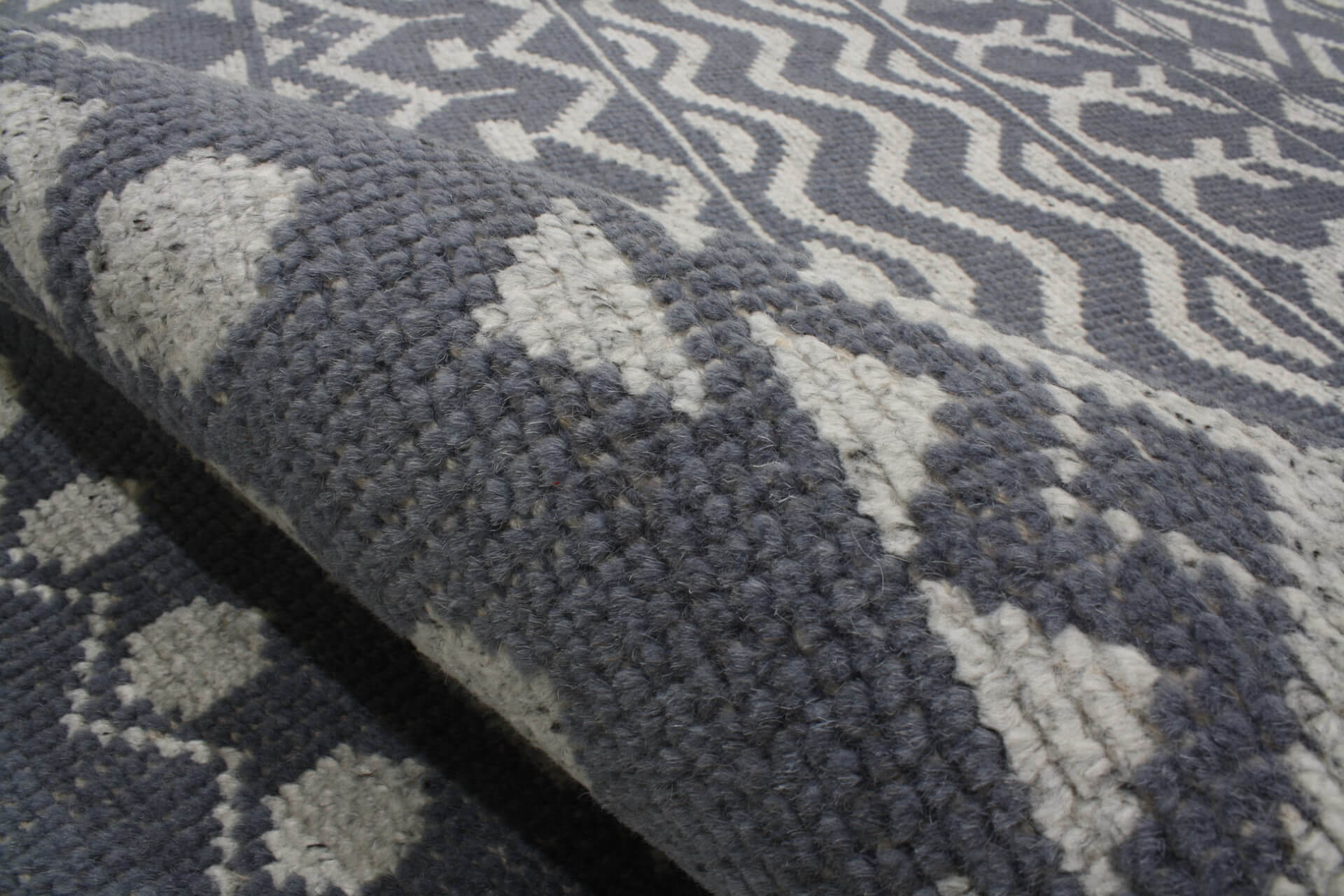 Modern rug Crystal Collection