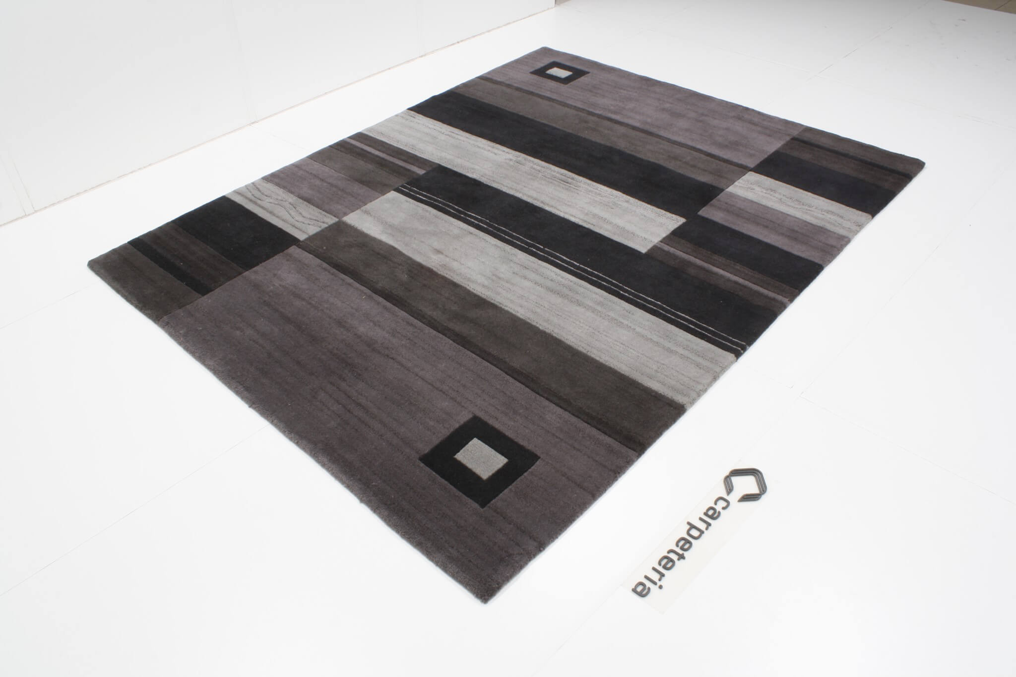 Modern rug Nepal Exclusive