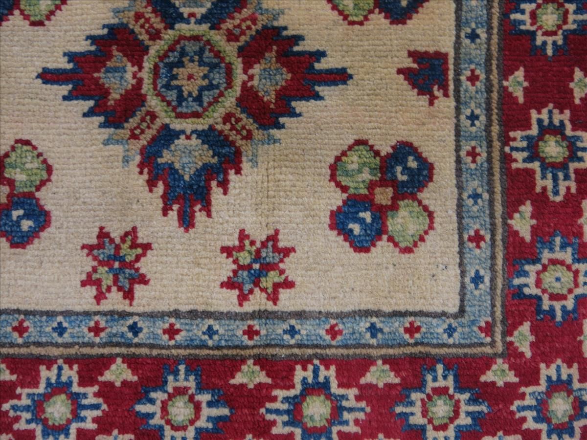 Orientální koberec Kazak