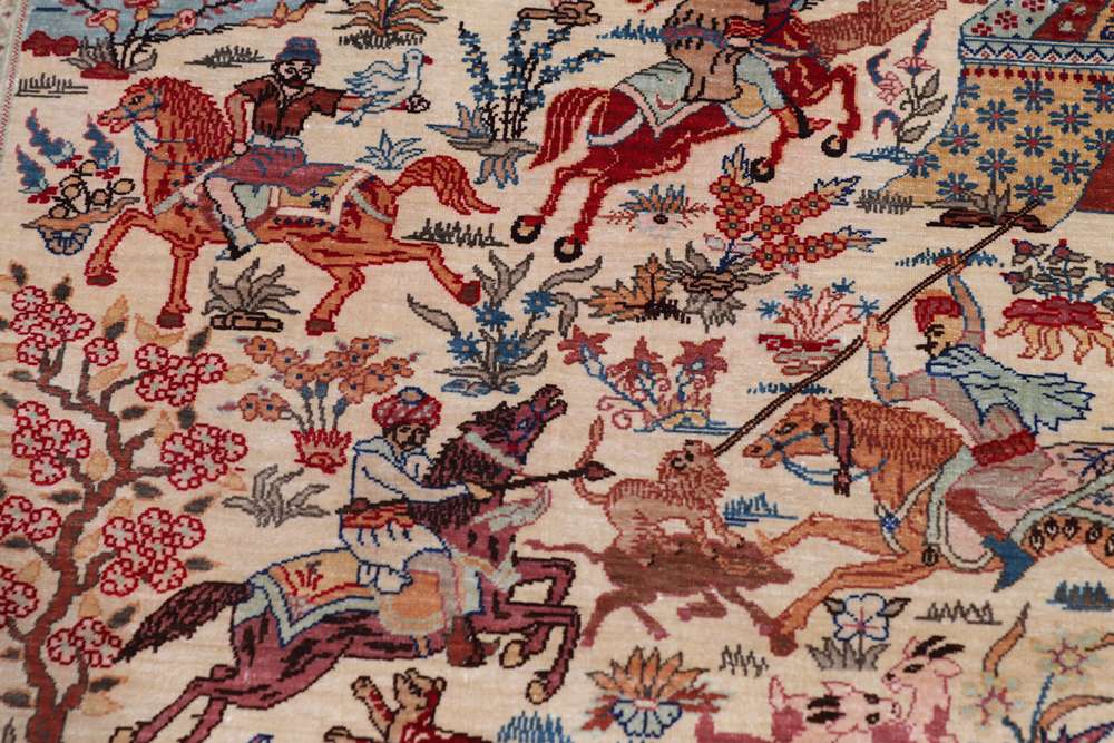 Oriental rug Hereke