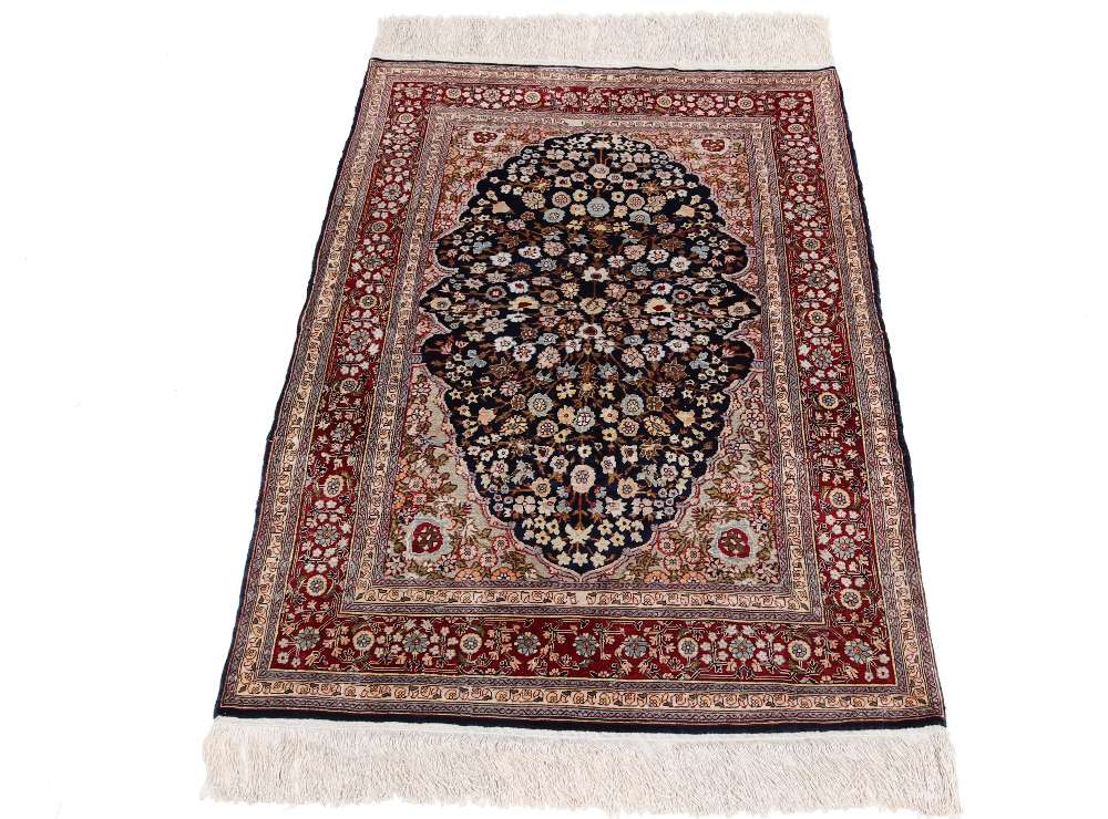 Oriental rug Hereke